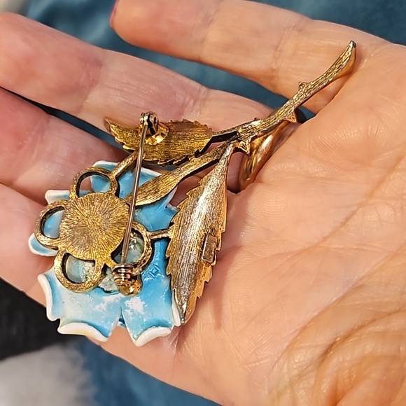 6 pieces of vintage jewelry, mix earrings, and necklace from Japan - Picture 6 of 17